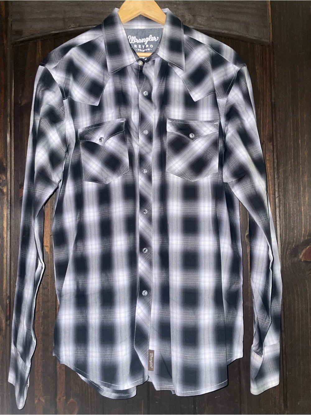 Wrangler Men’s Black & White Plaid Western Shirt, Size L